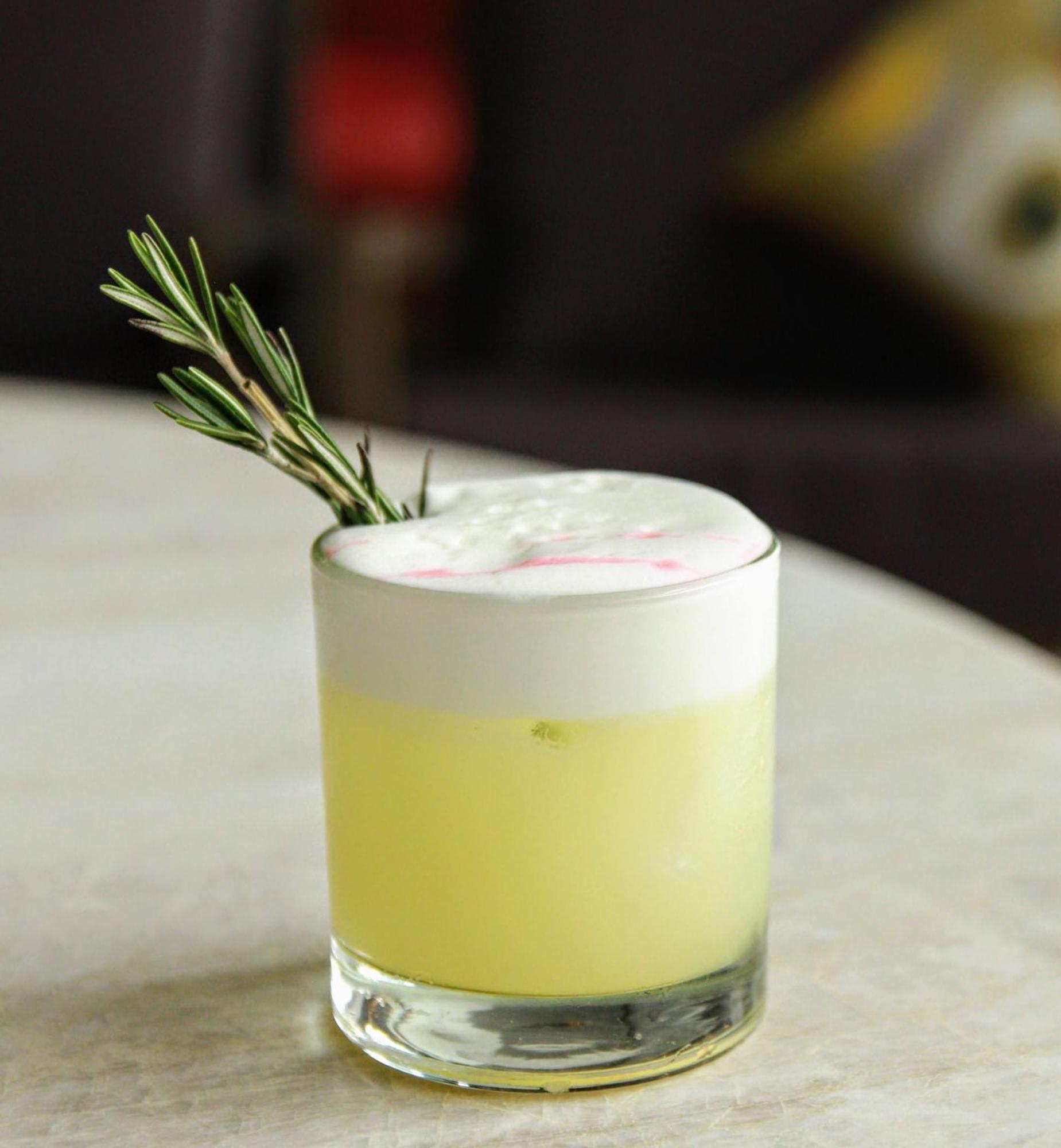 Metria Hotel León Zewnętrze zdjęcie A French 75